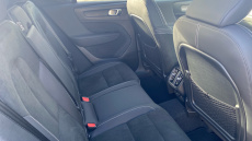 Volvo XC40 2.0 B4P Ultimate Dark 5dr Auto Petrol Estate